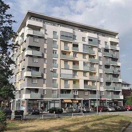 Apartman Bella Apartamento Doboj Exterior foto